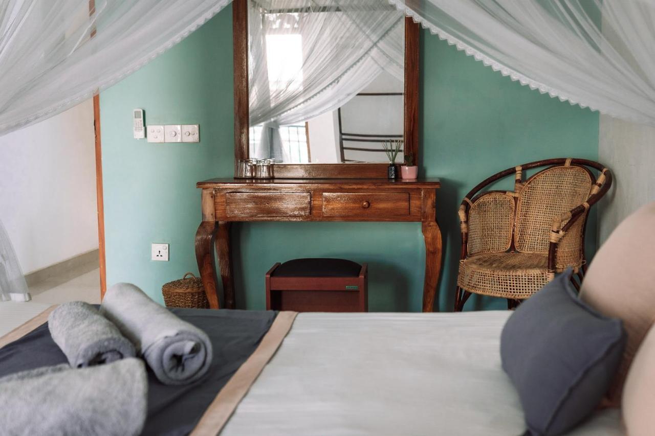 Rise - Bed & Breakfast Велигама Экстерьер фото